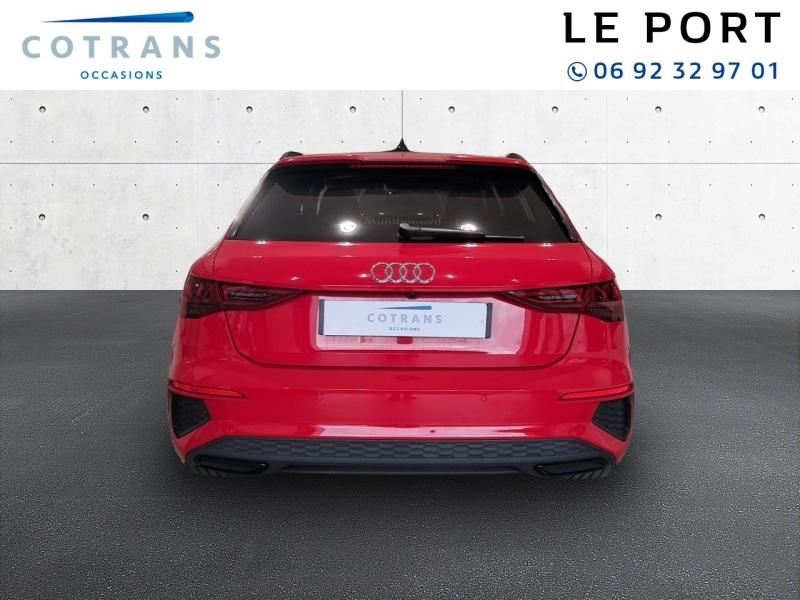 Photo 2 du véhicule AUDI A3 Sportback 35 TFSI 150ch Mild Hybrid S line S&nbsp;(…) - Vue extérieure