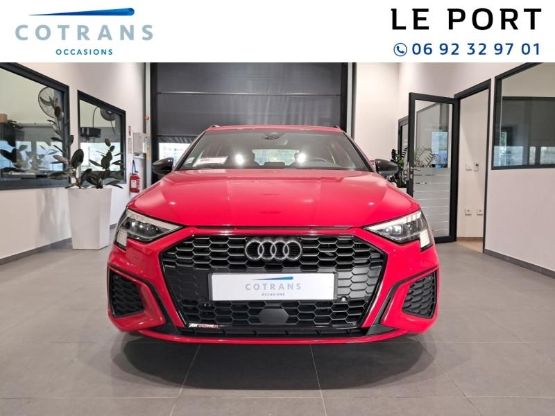 Photo 5 du véhicule AUDI A3 Sportback 35 TFSI 150ch Mild Hybrid S line S&nbsp;(…) - Vue extérieure
