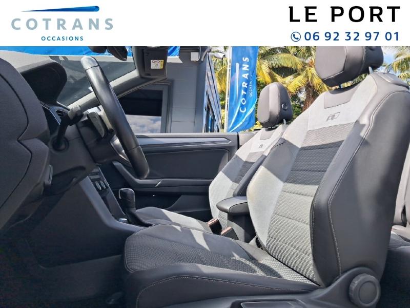 Photo 7 du véhicule VOLKSWAGEN T-Roc Cabriolet 1.5 TSI EVO 150ch R-Line DSG7 - Vue extérieure