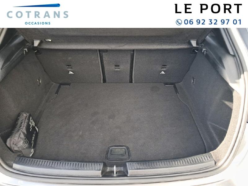 Photo 9 du véhicule MERCEDES Classe A 200 163ch AMG Line 7G-DCT - Vue extérieure
