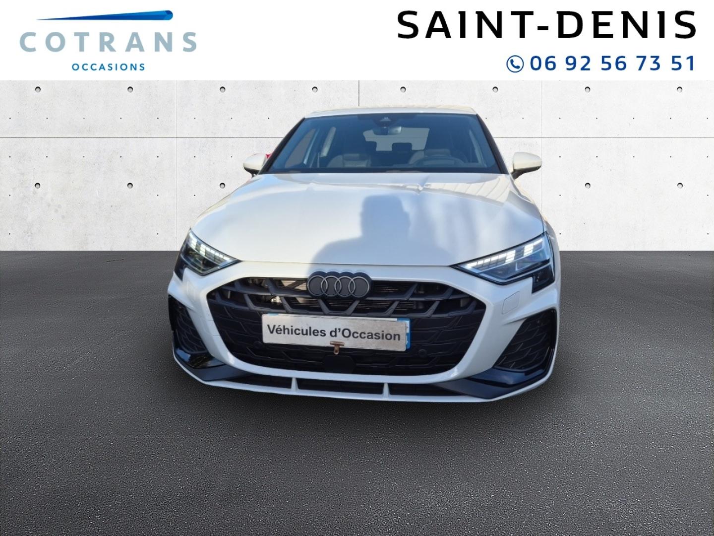 Photo 2 du véhicule AUDI A3 Sportback 35 TDI 150ch S line S tronic 7 - Vue extérieure