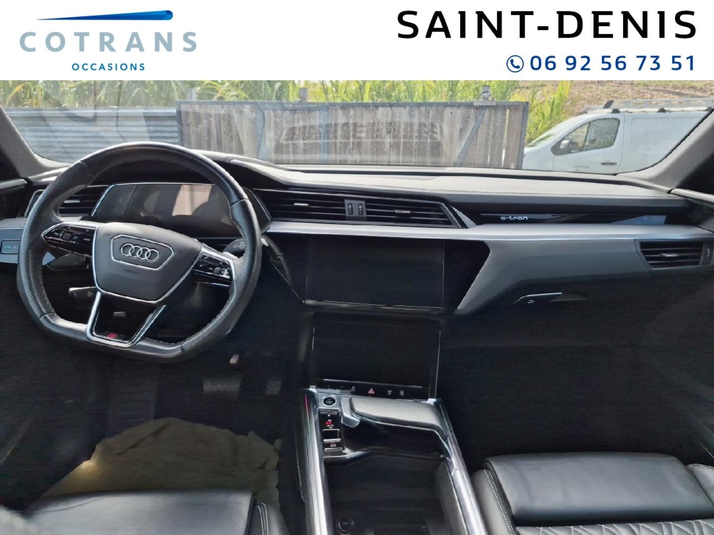 Photo 4 du véhicule AUDI e-tron Sportback 55 408ch S Line e-quattro - Vue extérieure