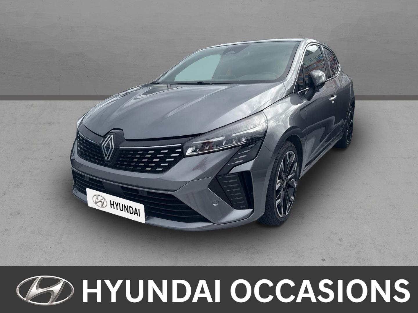 Voiture d'occasion RENAULTClioHybride : Essence/ElectriqueRob simple embray - Réunion | HYUNDAI SAINTE CLOTILDE | hy97c3