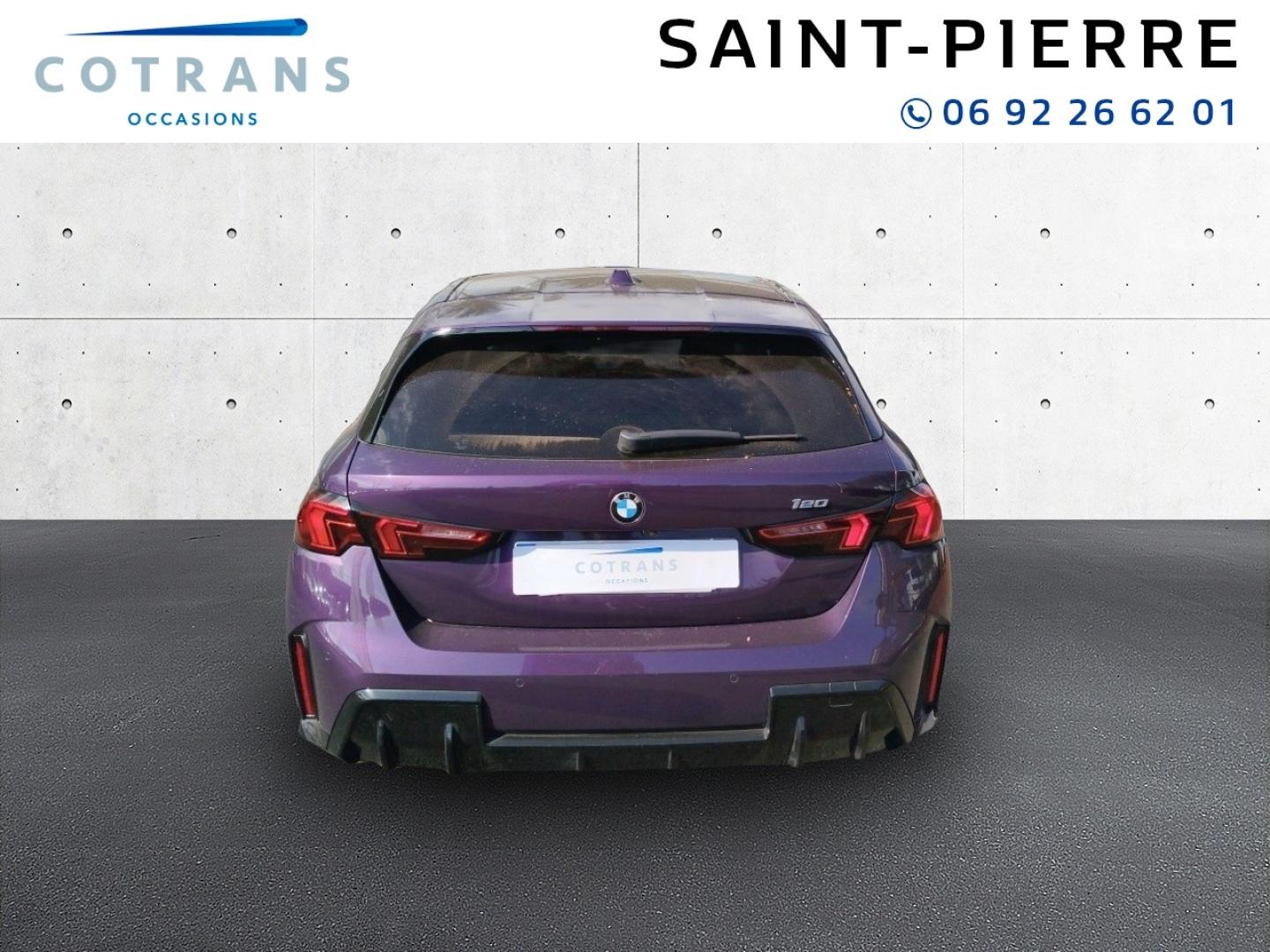 Photo 2 du véhicule BMW Série 1 120A 170ch M Sport DKG7 - Vue extérieure