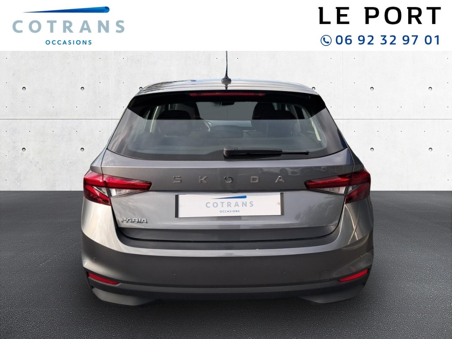 Photo 2 du véhicule SKODA Fabia 1.0 TSI Evo2 95ch Selection - Vue extérieure
