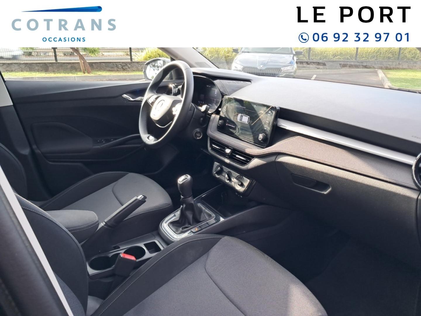 Photo 6 du véhicule SKODA Fabia 1.0 TSI Evo2 95ch Selection - Vue extérieure