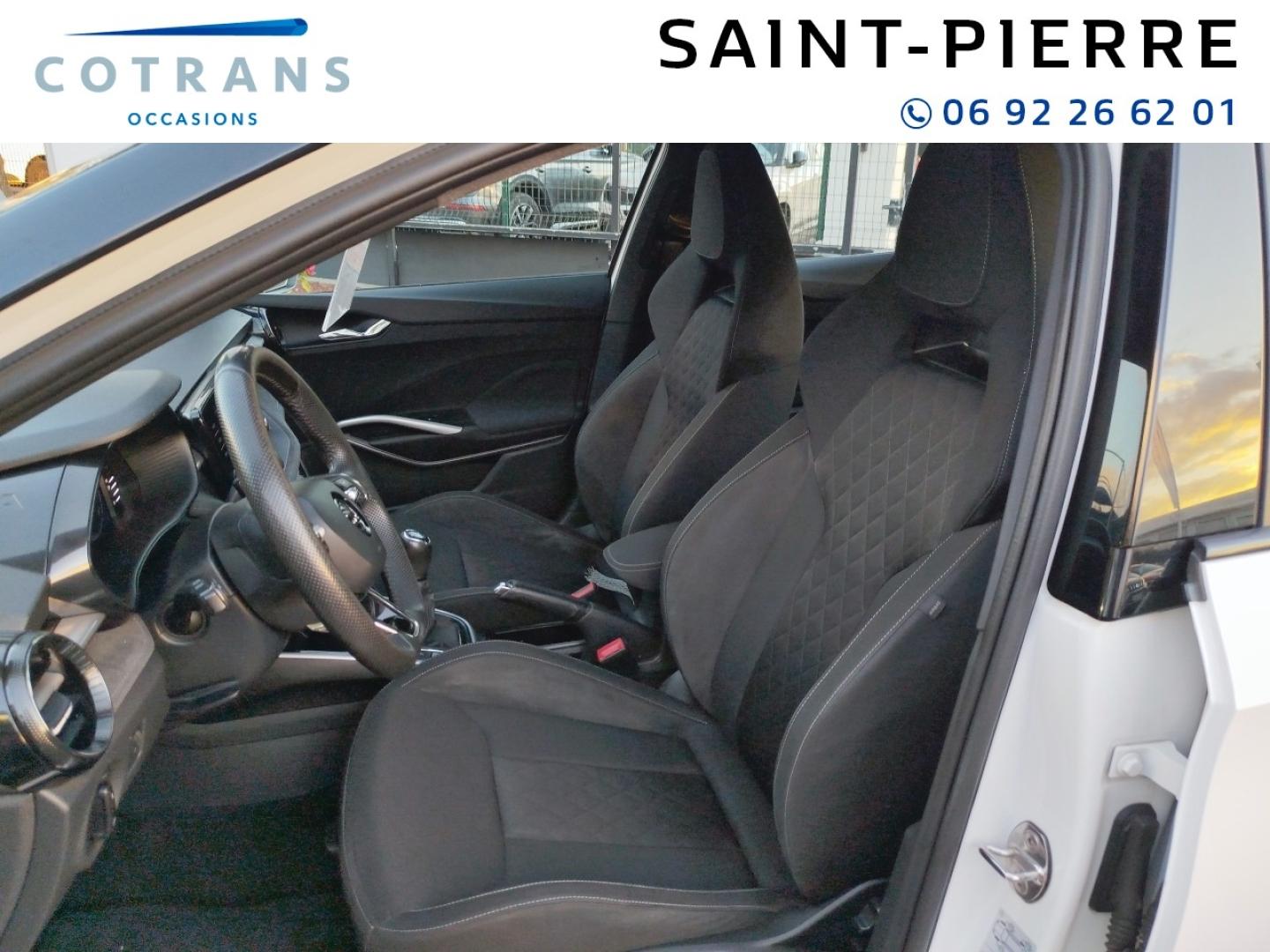 Photo 7 du véhicule SKODA Fabia 1.0 TSI 95ch SPORT BVM - Vue extérieure