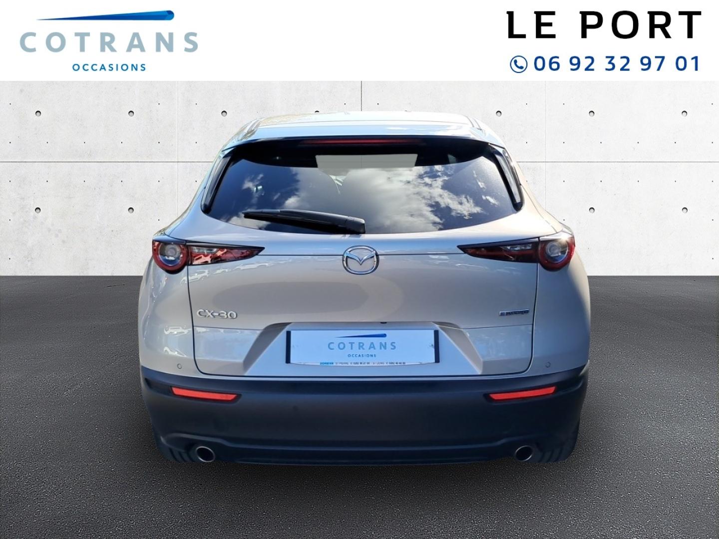 Photo 2 du véhicule MAZDA CX-30 2.0 e-SKYACTIV-G M-Hybrid 150ch&nbsp;(…) - Vue extérieure