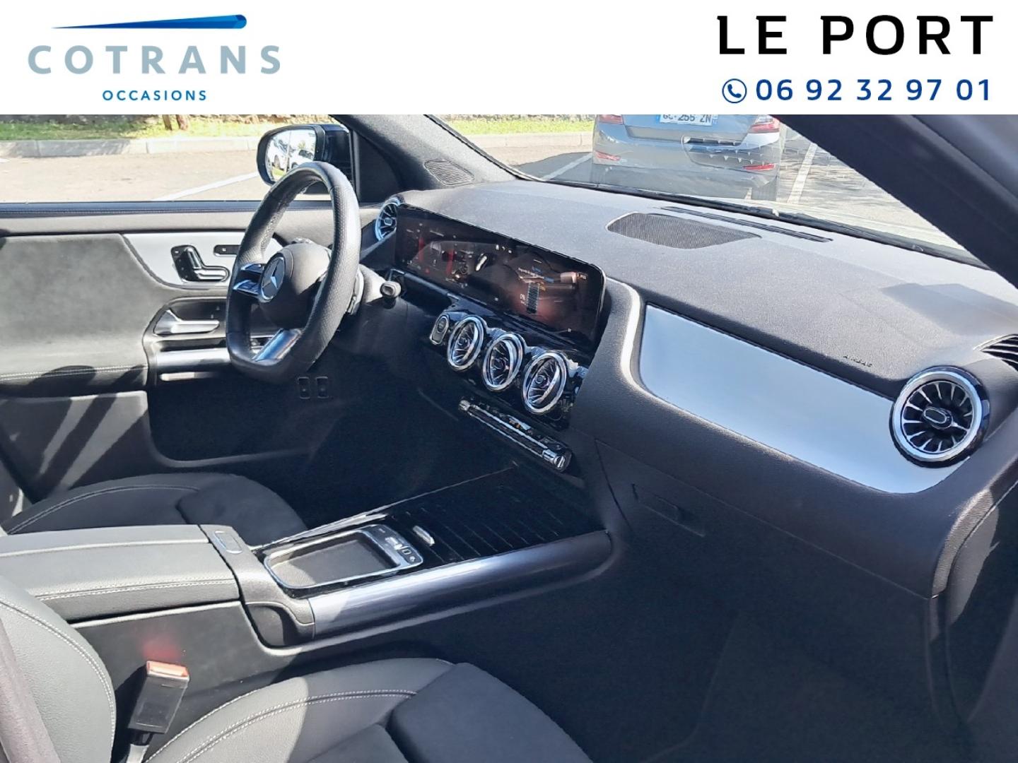 Photo 6 du véhicule MERCEDES-BENZ GLA 250 e Hybrid EQ 218ch AMG Line 8G-DCT - Vue extérieure