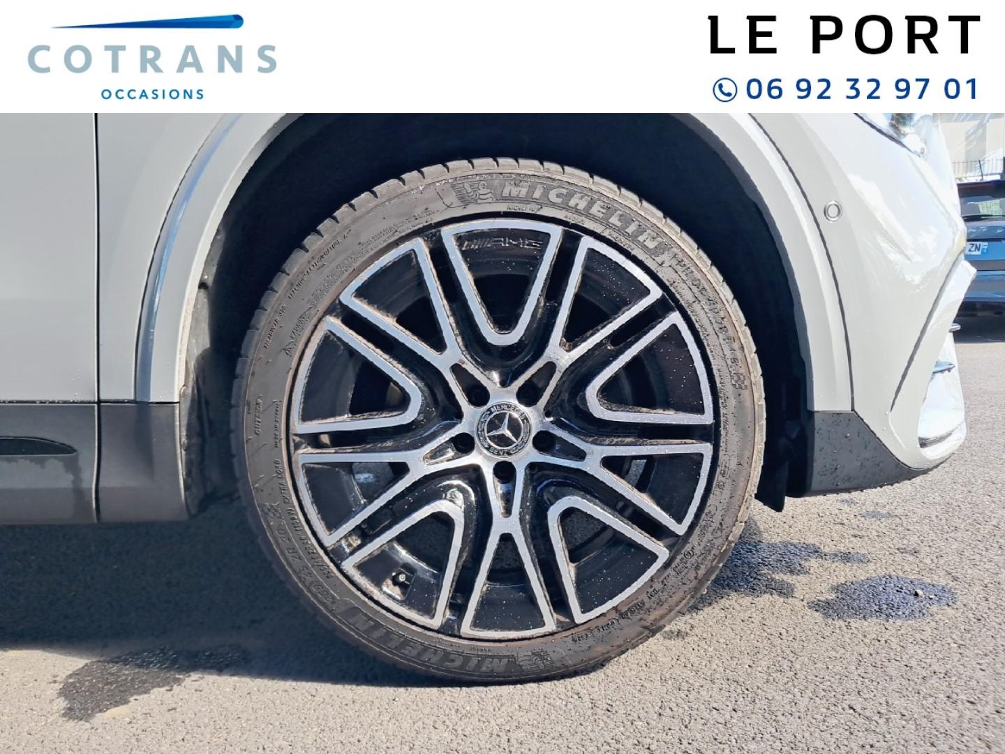Photo 10 du véhicule MERCEDES-BENZ GLA 250 e Hybrid EQ 218ch AMG Line 8G-DCT - Vue extérieure