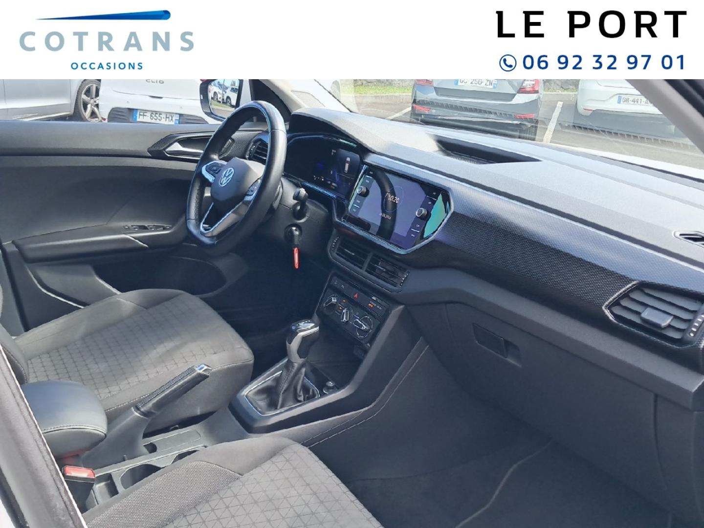 Photo 6 du véhicule VOLKSWAGEN T-Cross 1.0 TSI 110ch Carat DSG7 - Vue extérieure