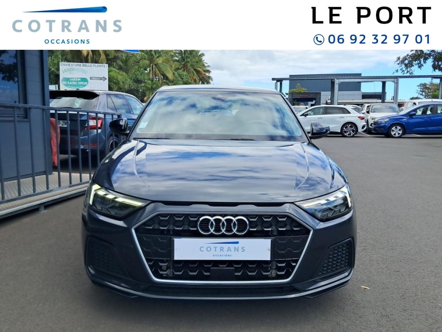 Photo 5 du véhicule AUDI A1 Sportback 30 TFSI 110ch Design Luxe - Vue extérieure