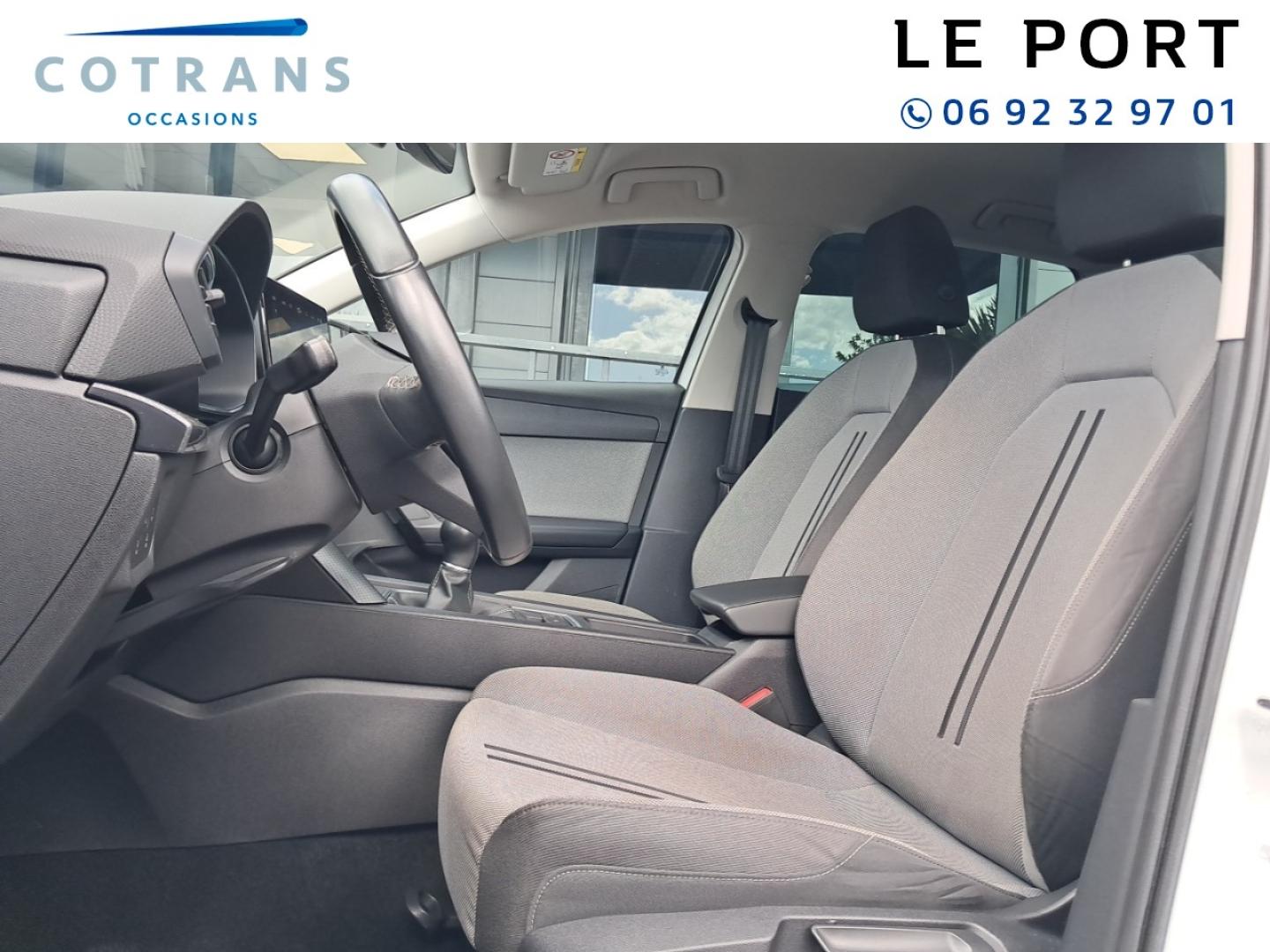 Photo 7 du véhicule SEAT Leon 1.5 TSI 130ch Style - Vue extérieure