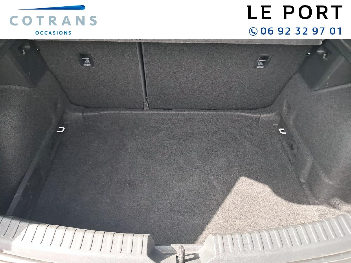 Photo 9 du véhicule SEAT Leon 1.5 TSI 130ch Style - Vue extérieure