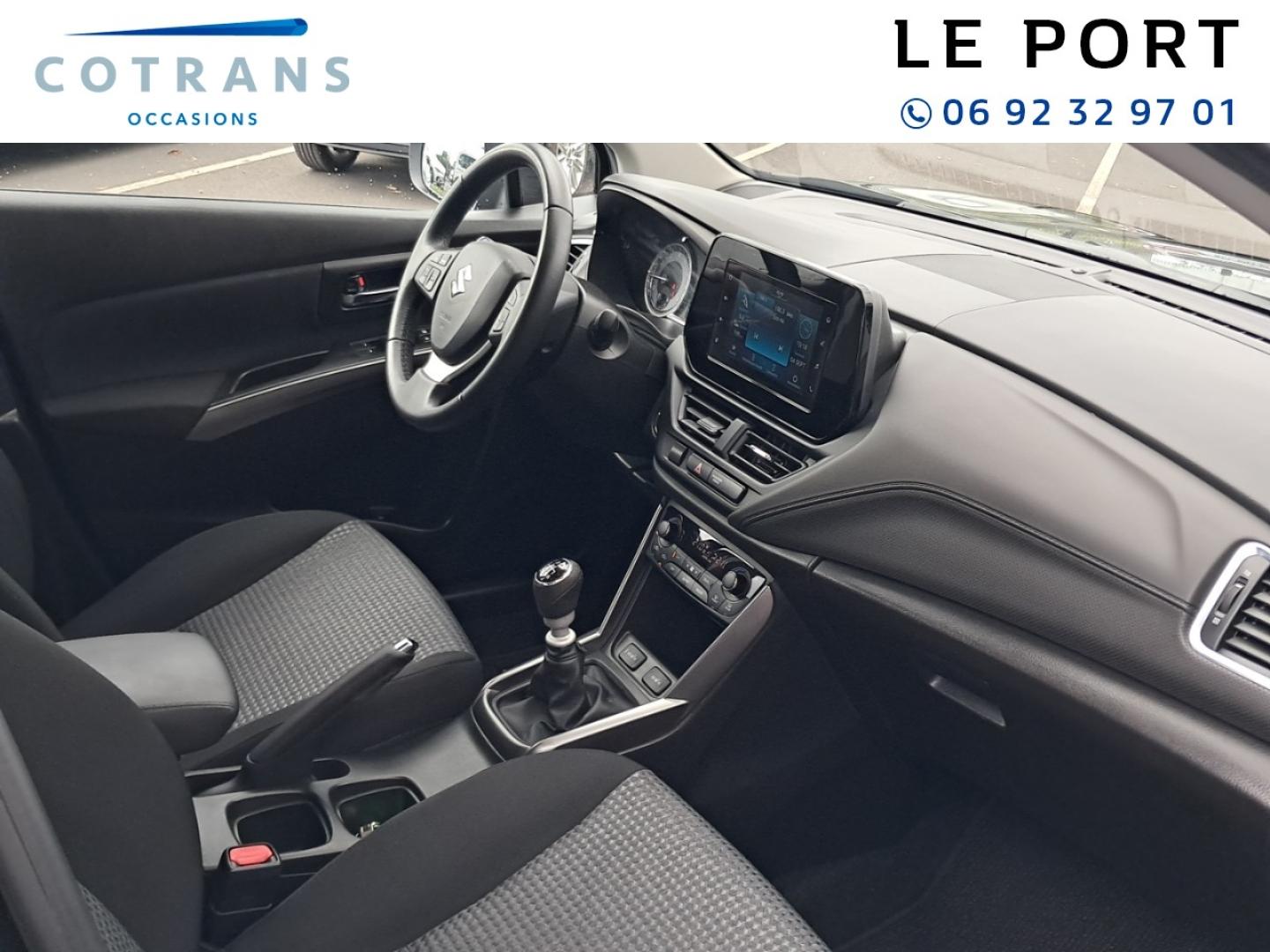 Photo 6 du véhicule SUZUKI S-Cross 1.4 Boosterjet Hybrid 129ch Privilège - Vue extérieure