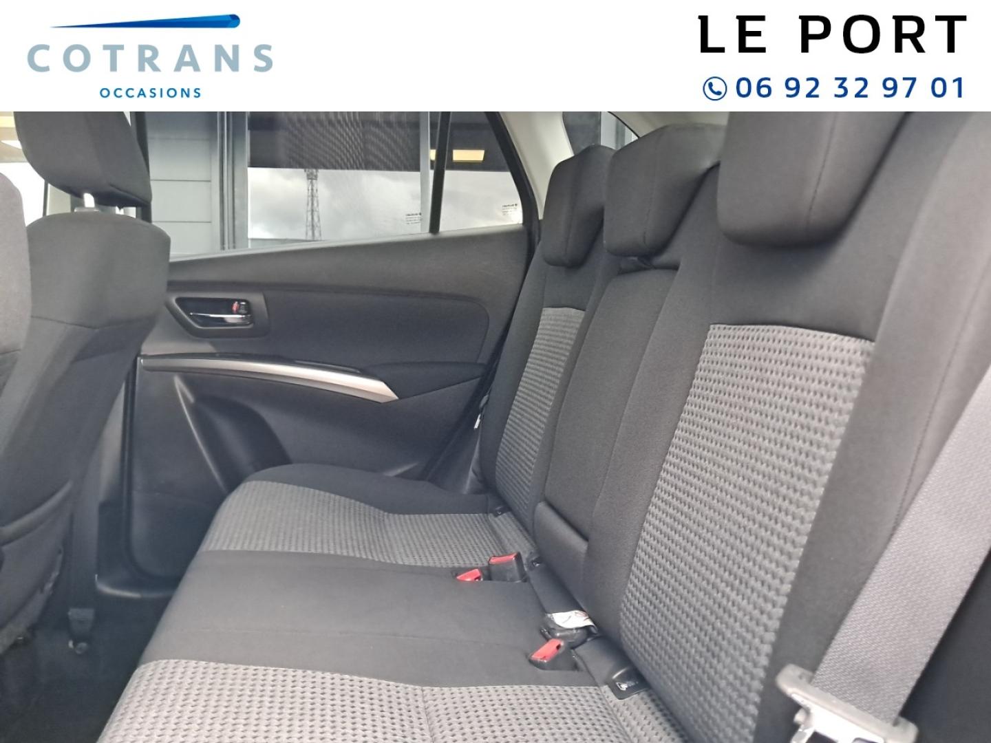 Photo 8 du véhicule SUZUKI S-Cross 1.4 Boosterjet Hybrid 129ch Privilège - Vue extérieure