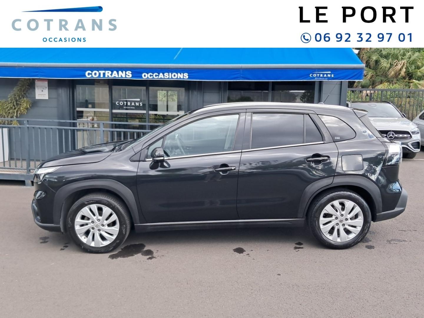 Photo 11 du véhicule SUZUKI S-Cross 1.4 Boosterjet Hybrid 129ch Privilège - Vue extérieure