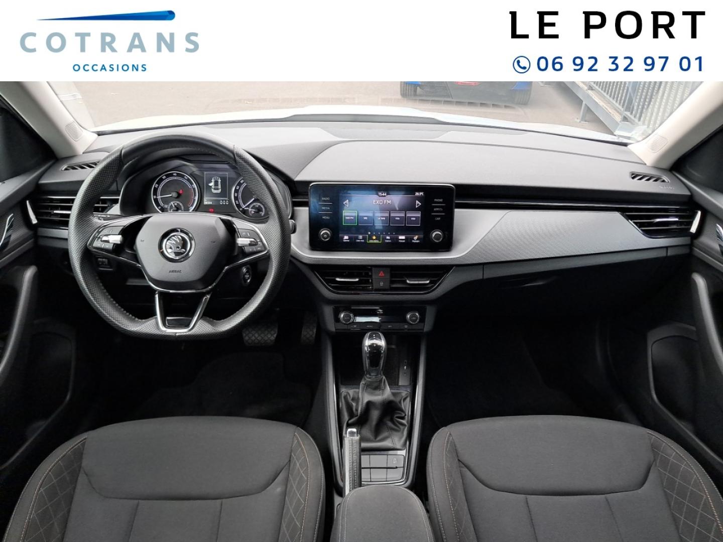 Photo 4 du véhicule SKODA Kamiq 1.0 TSI Evo 110ch Ambition DSG7 - Vue extérieure