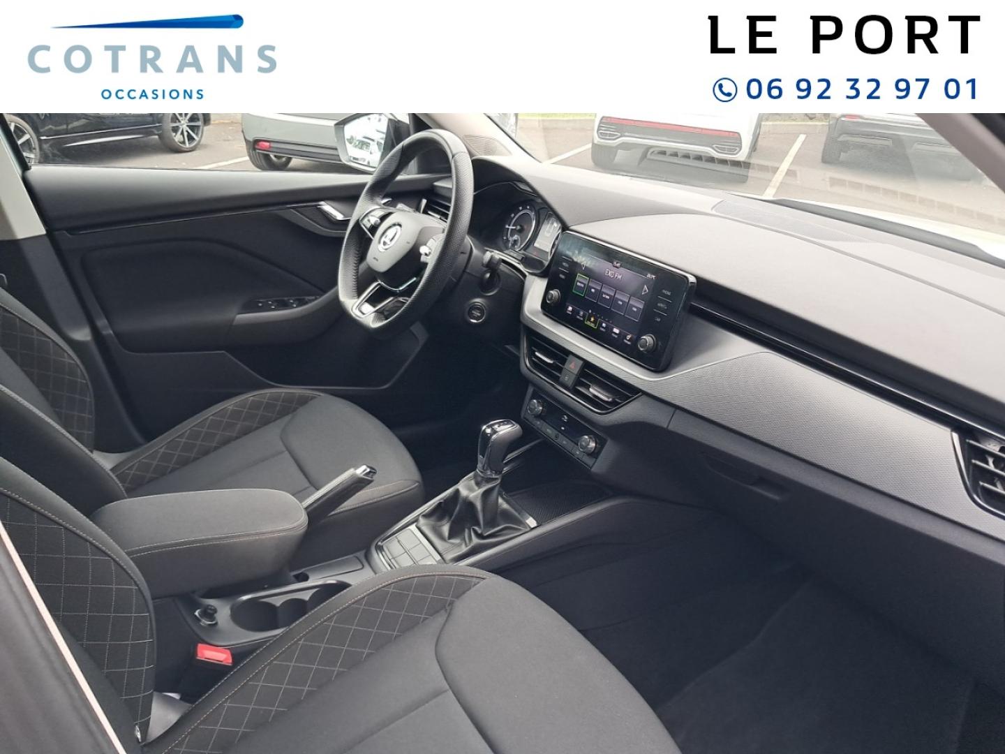 Photo 6 du véhicule SKODA Kamiq 1.0 TSI Evo 110ch Ambition DSG7 - Vue extérieure