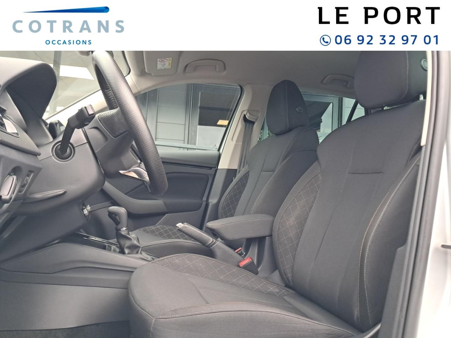 Photo 7 du véhicule SKODA Kamiq 1.0 TSI Evo 110ch Ambition DSG7 - Vue extérieure