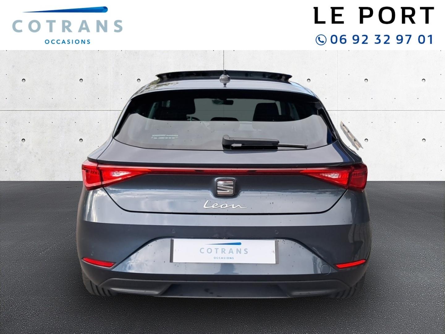Photo 2 du véhicule SEAT Leon 1.0 TSI 110ch Style - Vue extérieure
