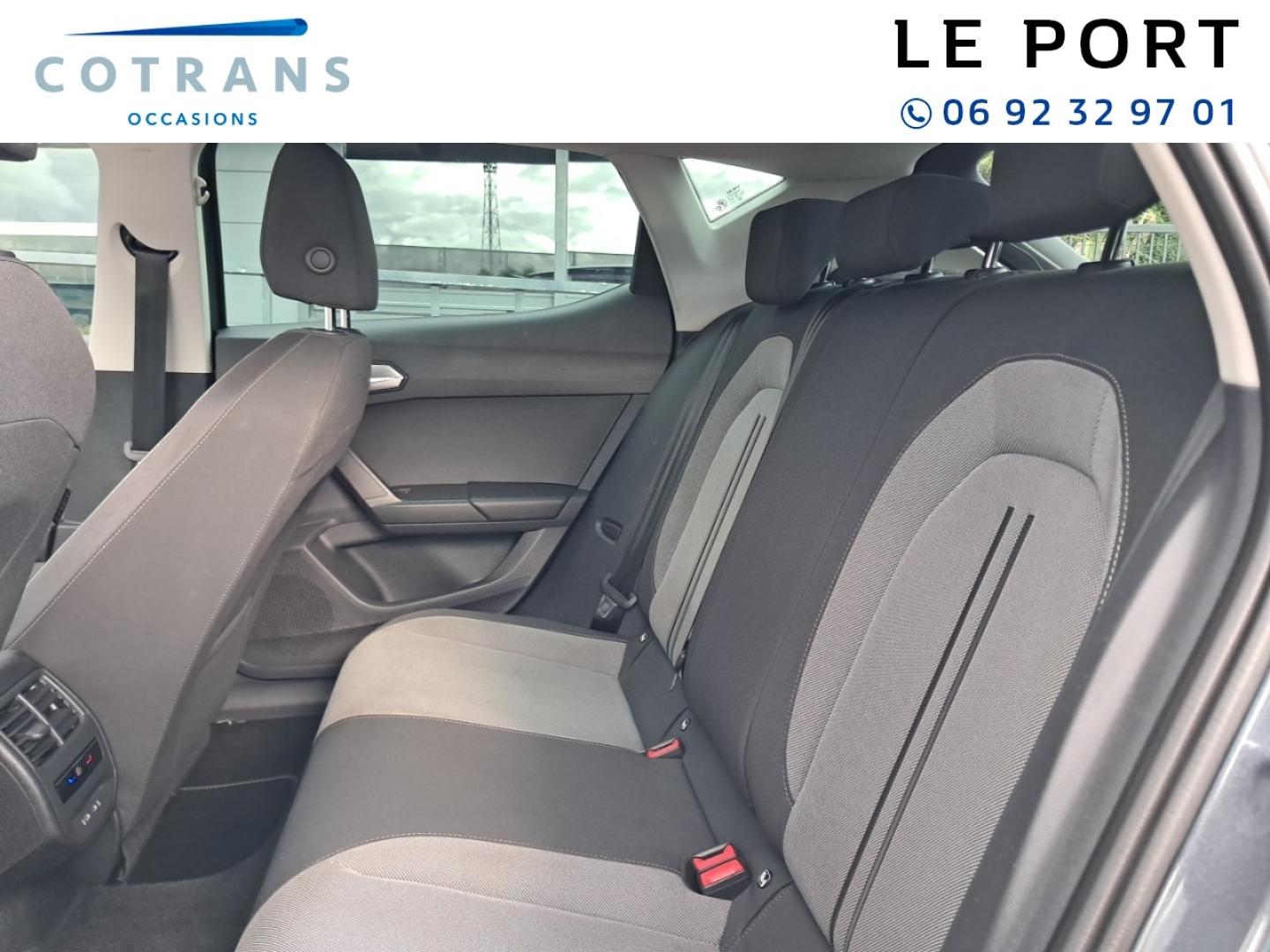 Photo 8 du véhicule SEAT Leon 1.0 TSI 110ch Style - Vue extérieure