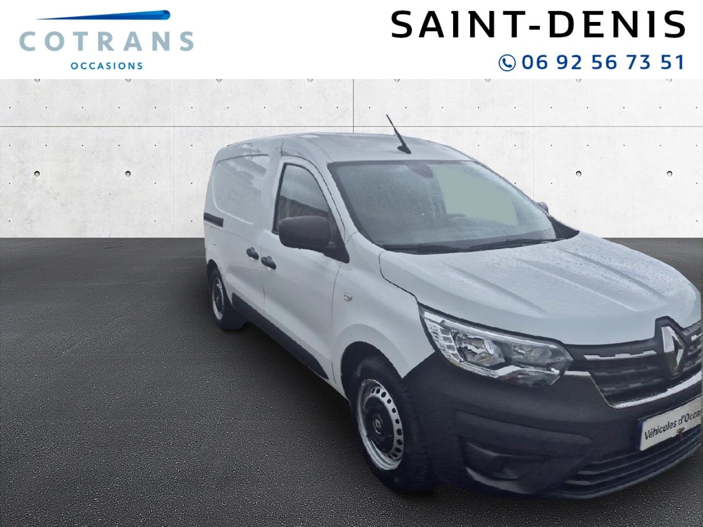 Photo 3 du véhicule RENAULT Express Van 1.5 Blue dCi 75ch Confort 22 - Vue extérieure