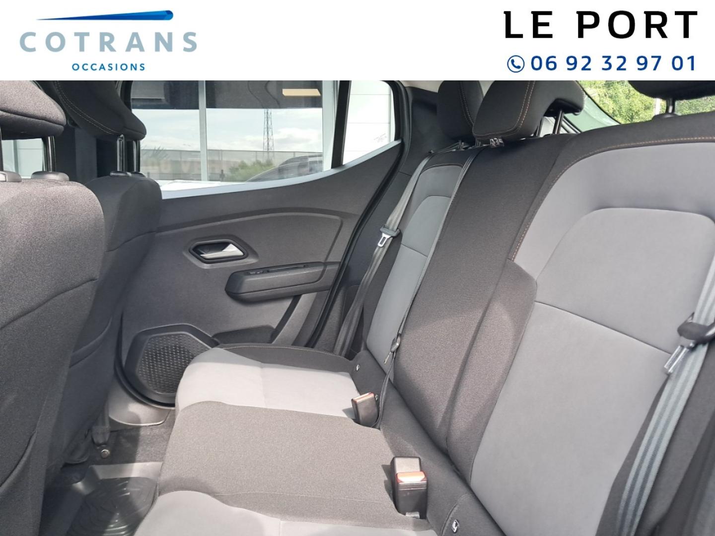 Photo 8 du véhicule DACIA Sandero 1.0 TCe 90ch Stepway Extreme -24 - Vue extérieure