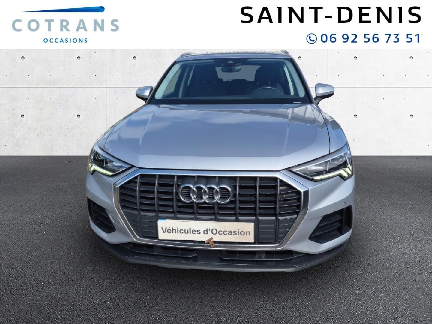 Photo 2 du véhicule AUDI Q3 35 TFSI 150ch Mild Hybrid Design&nbsp;(…) - Vue extérieure