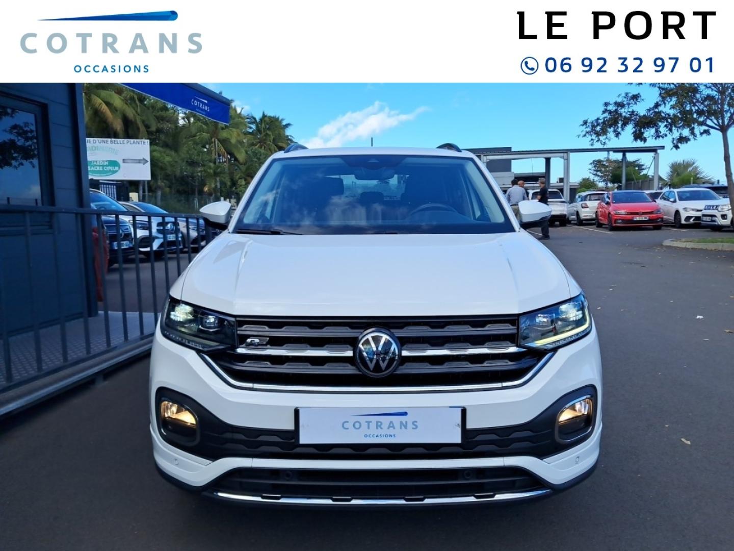 Photo 5 du véhicule VOLKSWAGEN T-Cross 1.0 TSI 110ch R-Line DSG7 - Vue extérieure