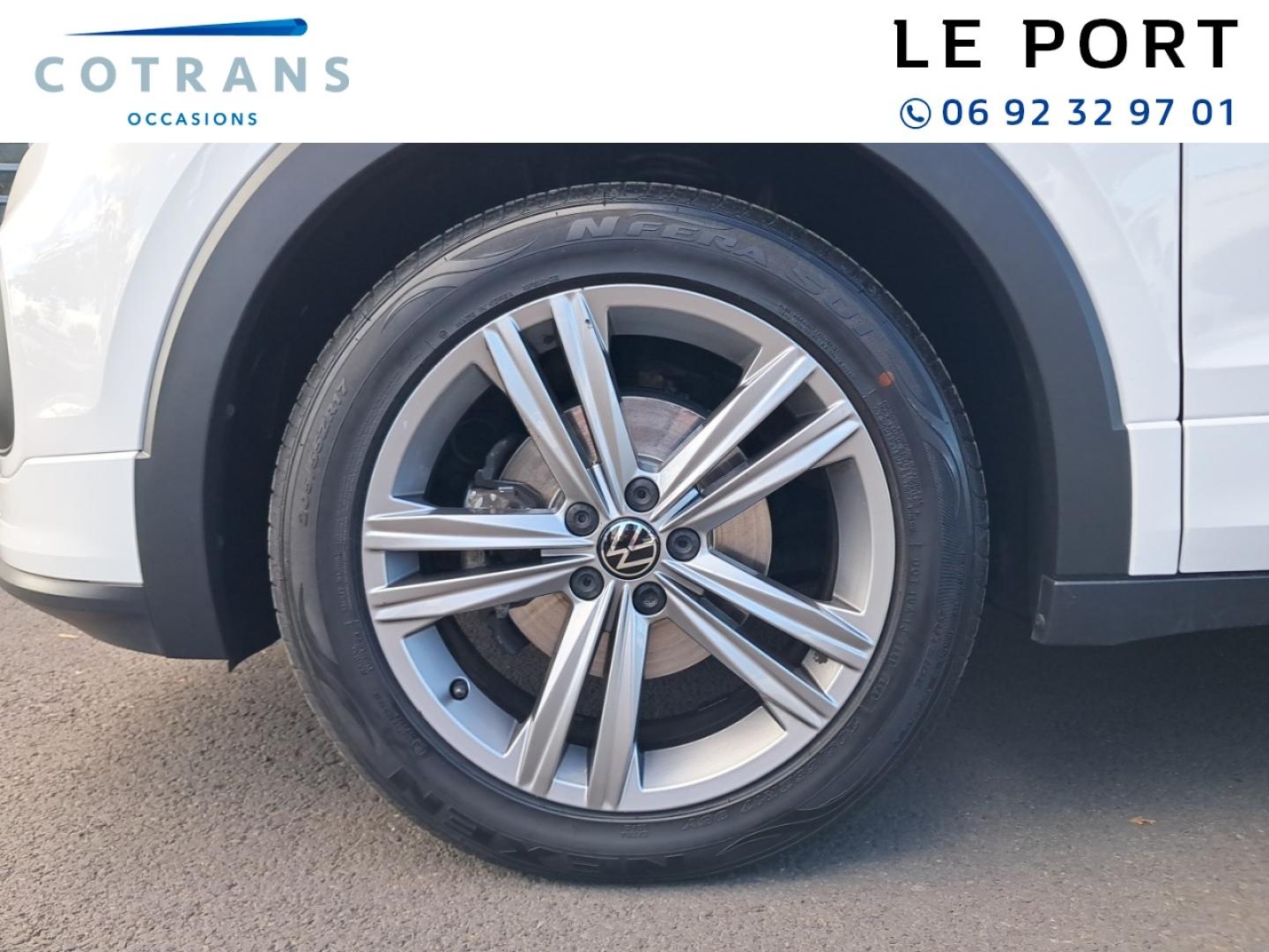 Photo 10 du véhicule VOLKSWAGEN T-Cross 1.0 TSI 110ch R-Line DSG7 - Vue extérieure