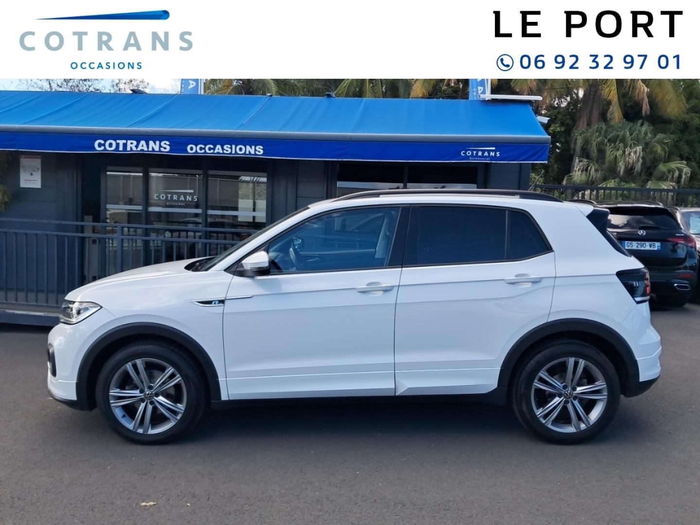 Photo 11 du véhicule VOLKSWAGEN T-Cross 1.0 TSI 110ch R-Line DSG7 - Vue extérieure