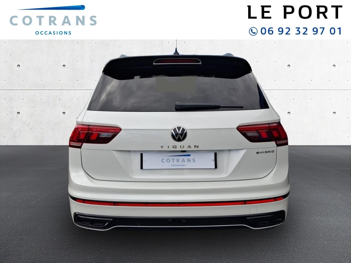 Photo 2 du véhicule VOLKSWAGEN Tiguan 1.4 eHybrid 245ch R-Line DSG6 - Vue extérieure