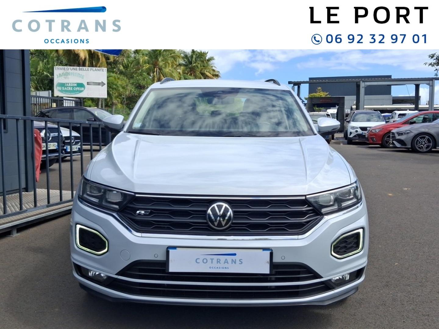 Photo 5 du véhicule VOLKSWAGEN T-Roc 1.5 TSI EVO 150ch R-Line DSG7 - Vue extérieure