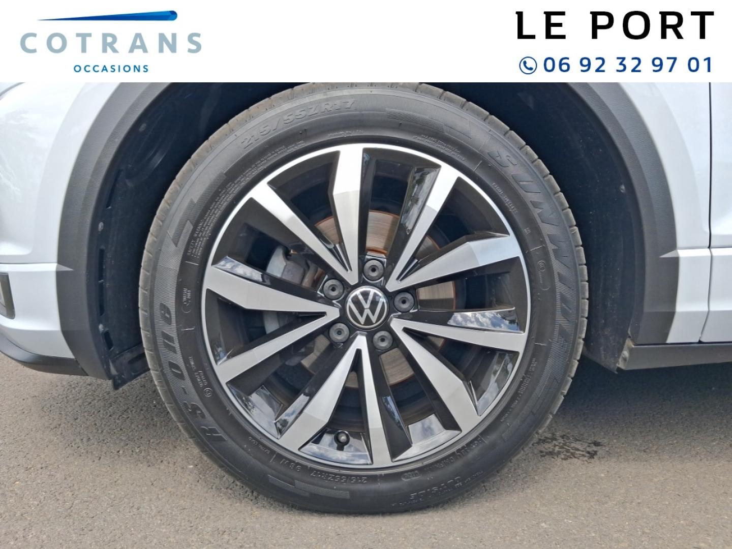 Photo 10 du véhicule VOLKSWAGEN T-Roc 1.5 TSI EVO 150ch R-Line DSG7 - Vue extérieure