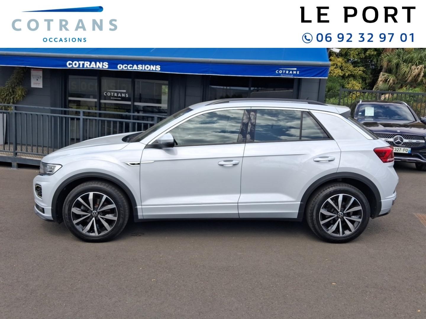 Photo 11 du véhicule VOLKSWAGEN T-Roc 1.5 TSI EVO 150ch R-Line DSG7 - Vue extérieure