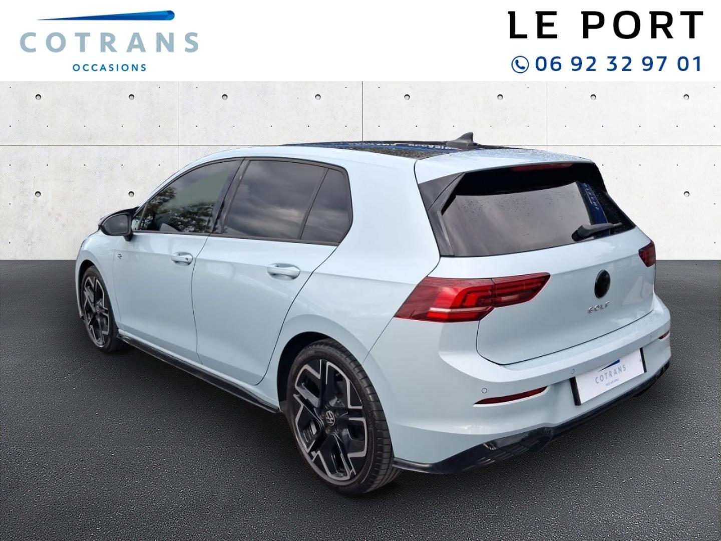 Photo 3 du véhicule VOLKSWAGEN Golf 2.0 TDI 150ch R-Line DSG7 - Vue extérieure