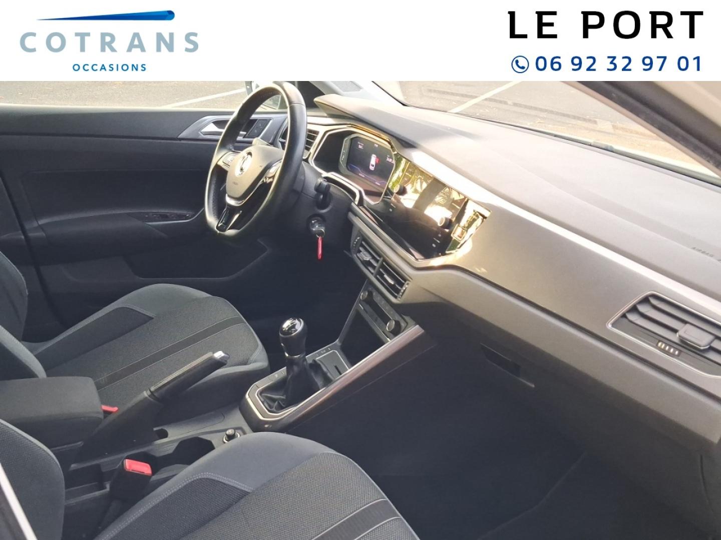Photo 6 du véhicule VOLKSWAGEN Polo 1.0 TSI 110ch R-Line Euro6d-T - Vue extérieure