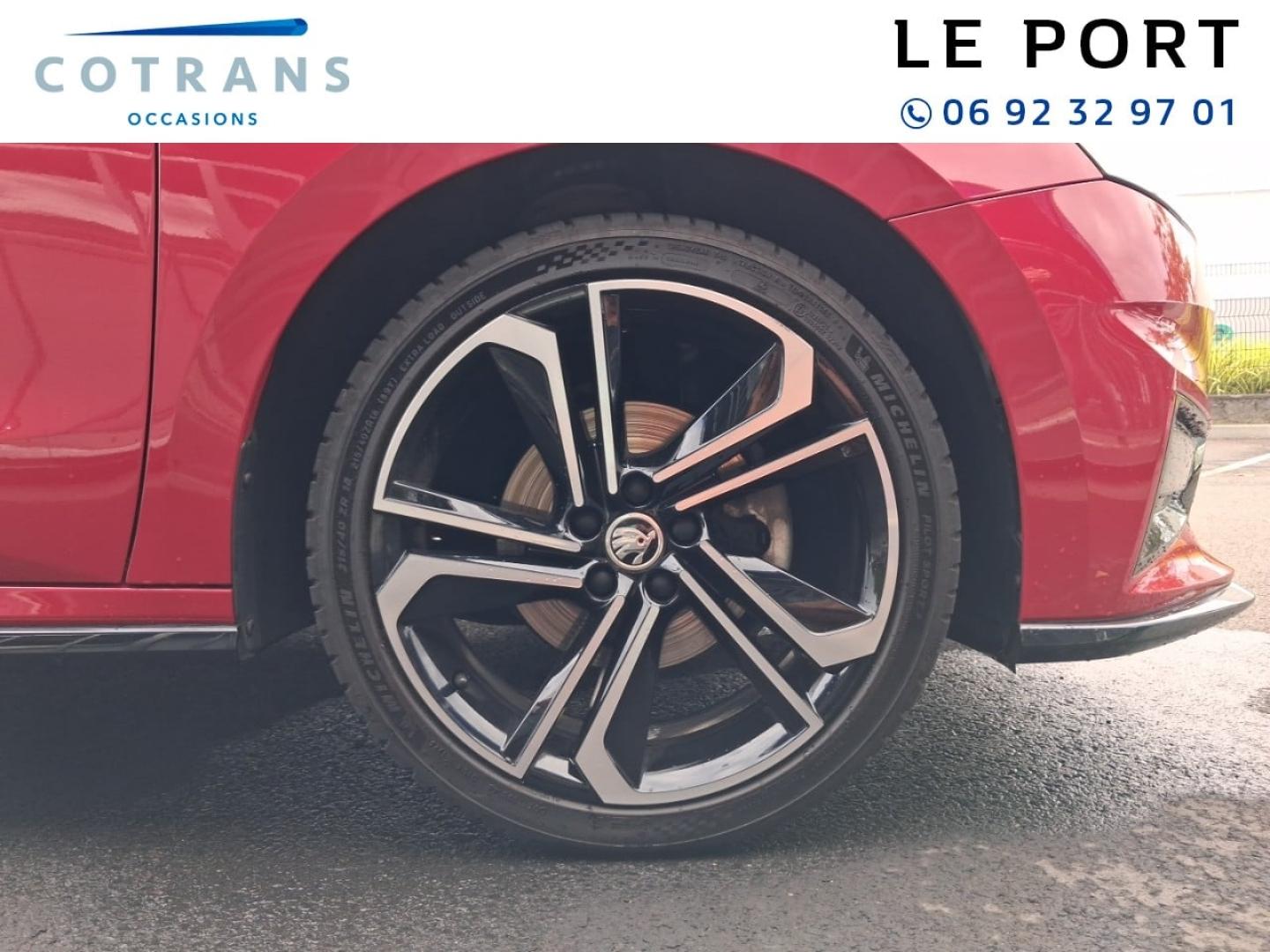 Photo 11 du véhicule SKODA Fabia 1.5 TSI 150ch Monte Carlo DSG7 - Vue extérieure
