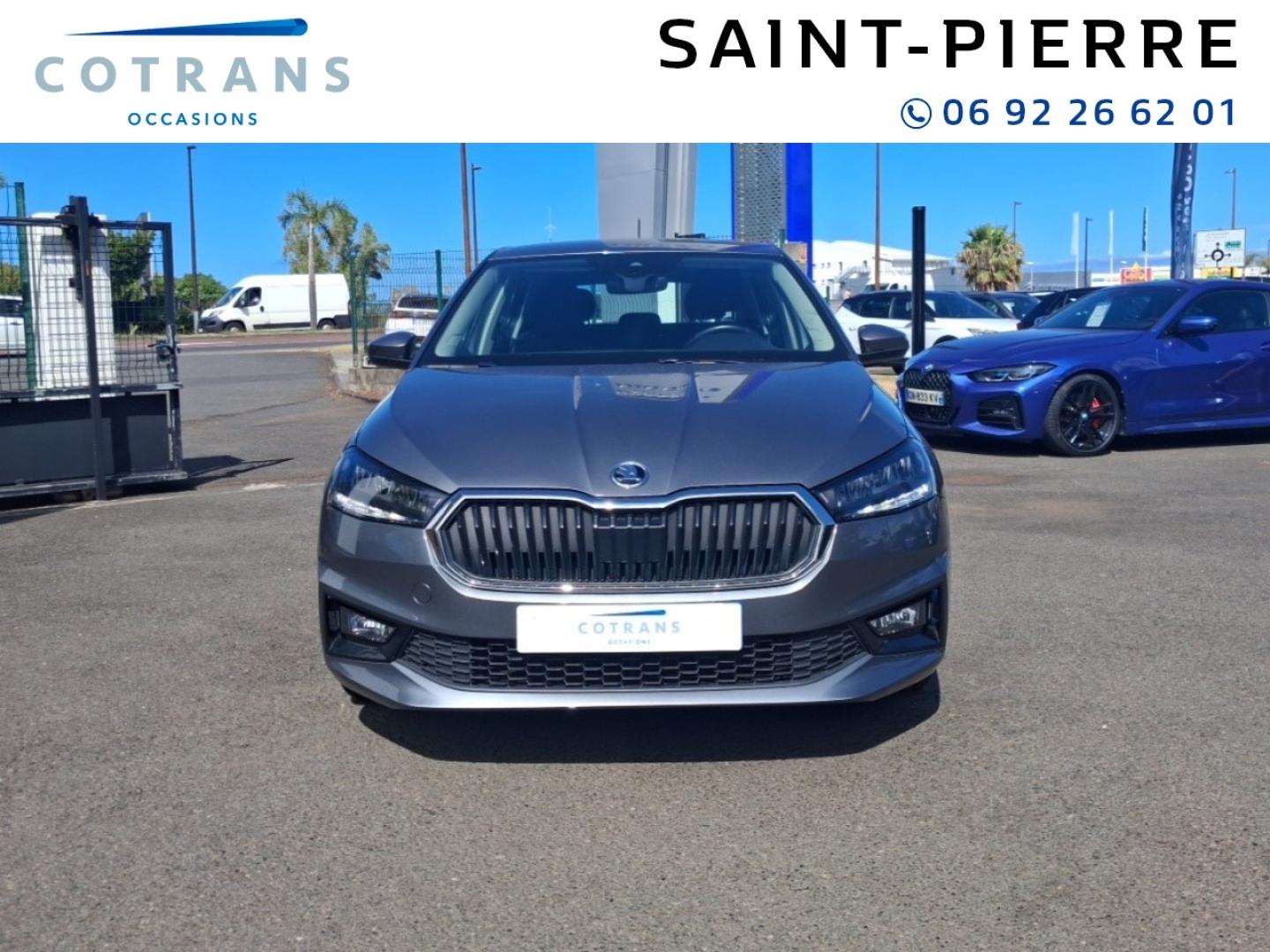 Photo 5 du véhicule SKODA Fabia 1.0 MPI 80ch Ambition - Vue extérieure