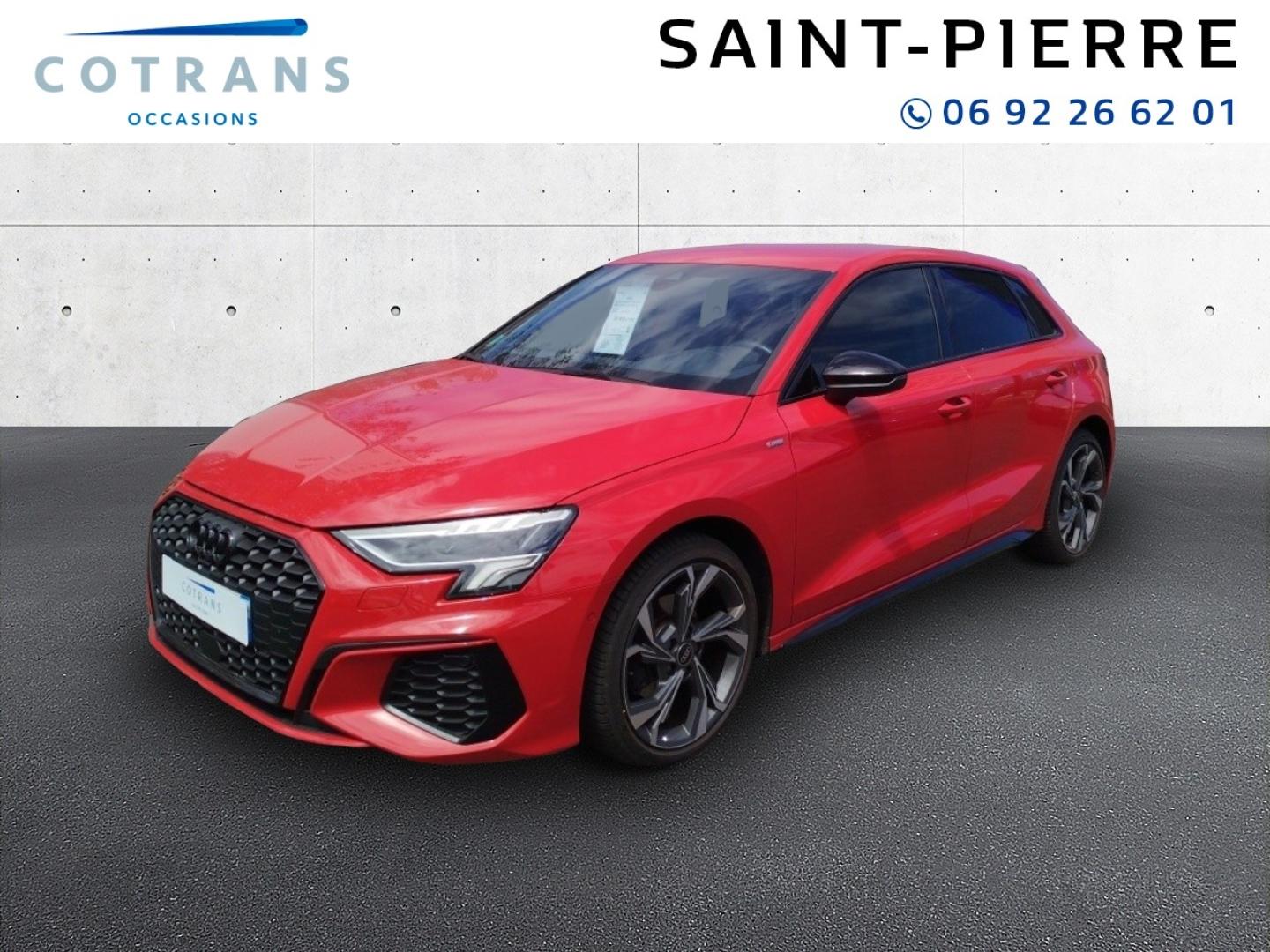 Photo 1 du véhicule AUDI A3 Sportback 35 TFSI 150ch Mild Hybrid S line S&nbsp;(…) - Vue extérieure