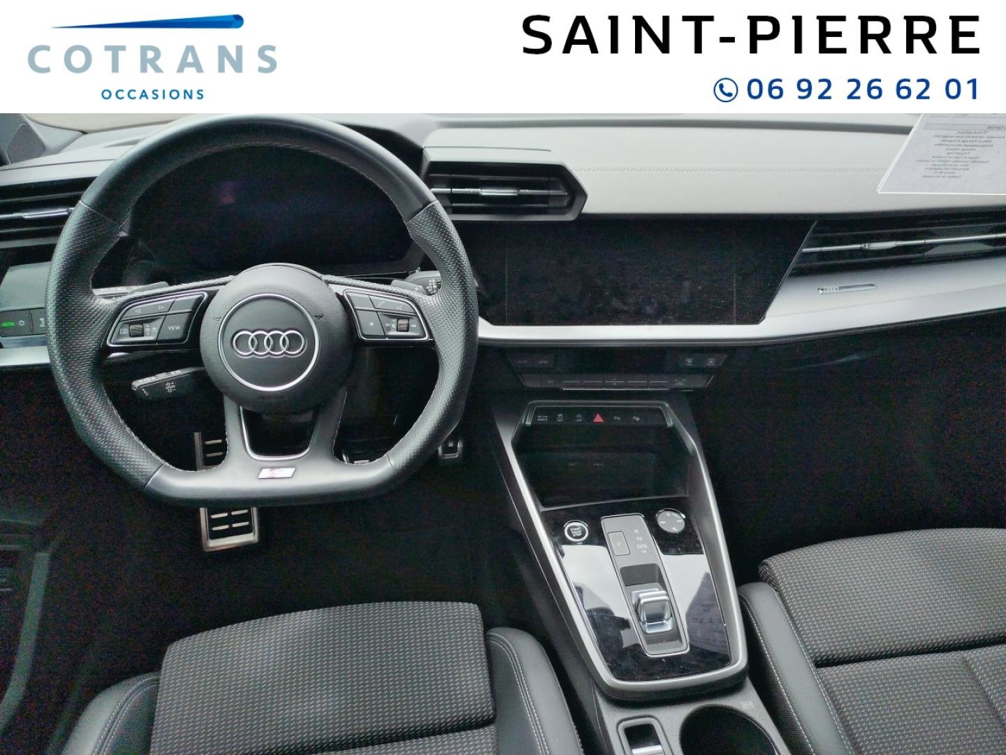 Photo 4 du véhicule AUDI A3 Sportback 35 TFSI 150ch Mild Hybrid S line S&nbsp;(…) - Vue extérieure