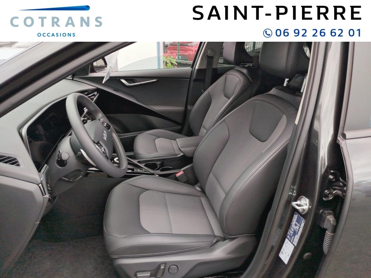 Photo 7 du véhicule KIA Niro 1.6 GDi 129ch HEV Active Business DCT6 - Vue extérieure