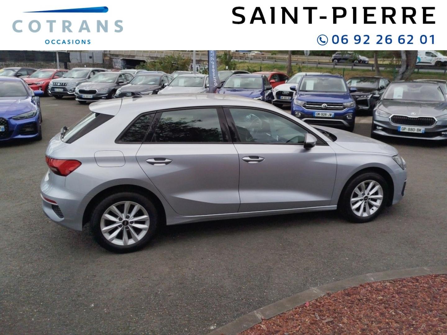 Photo 10 du véhicule AUDI A3 Sportback 30 TFSI 110ch Design - Vue extérieure