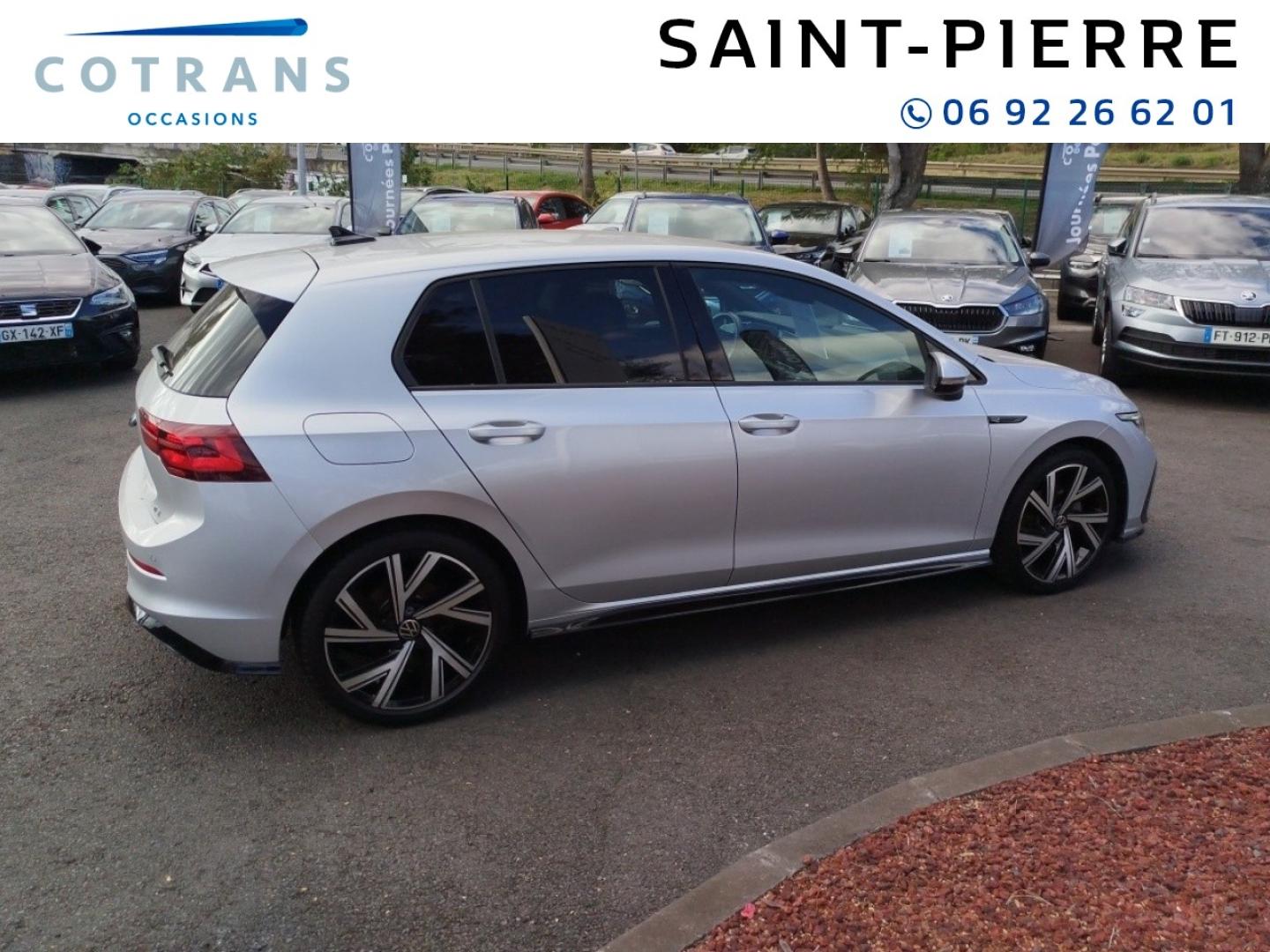Photo 10 du véhicule VOLKSWAGEN Golf 1.5 eTSI OPF 150ch R-Line DSG7 - Vue extérieure