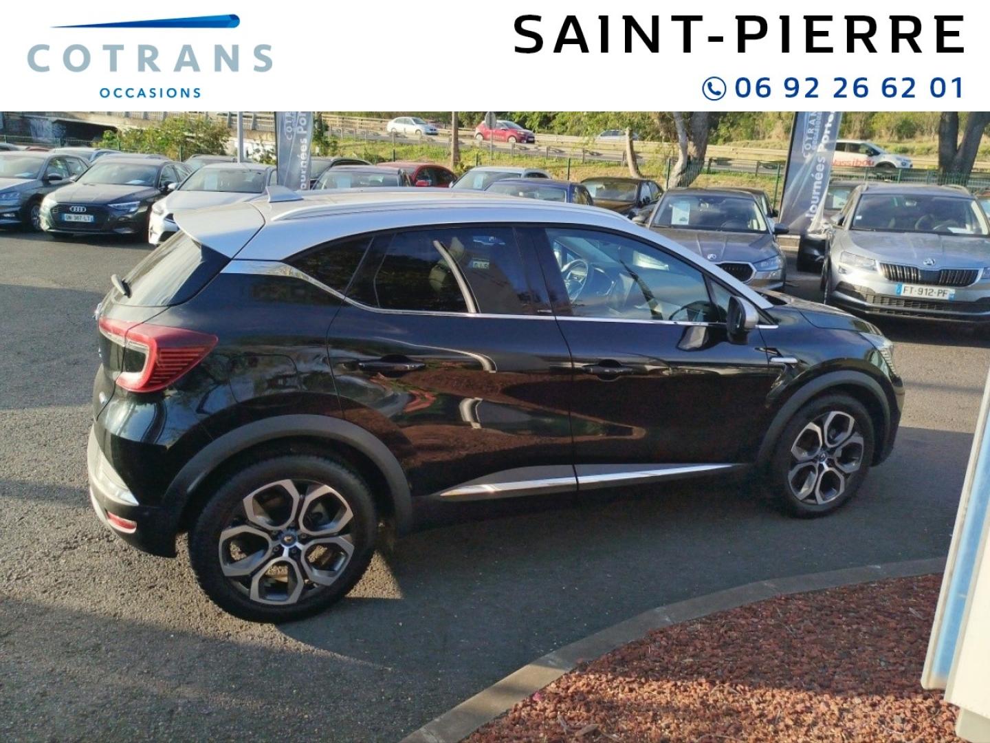 Photo 11 du véhicule RENAULT Captur 1.6 E-Tech hybride rechargeable&nbsp;(…) - Vue extérieure