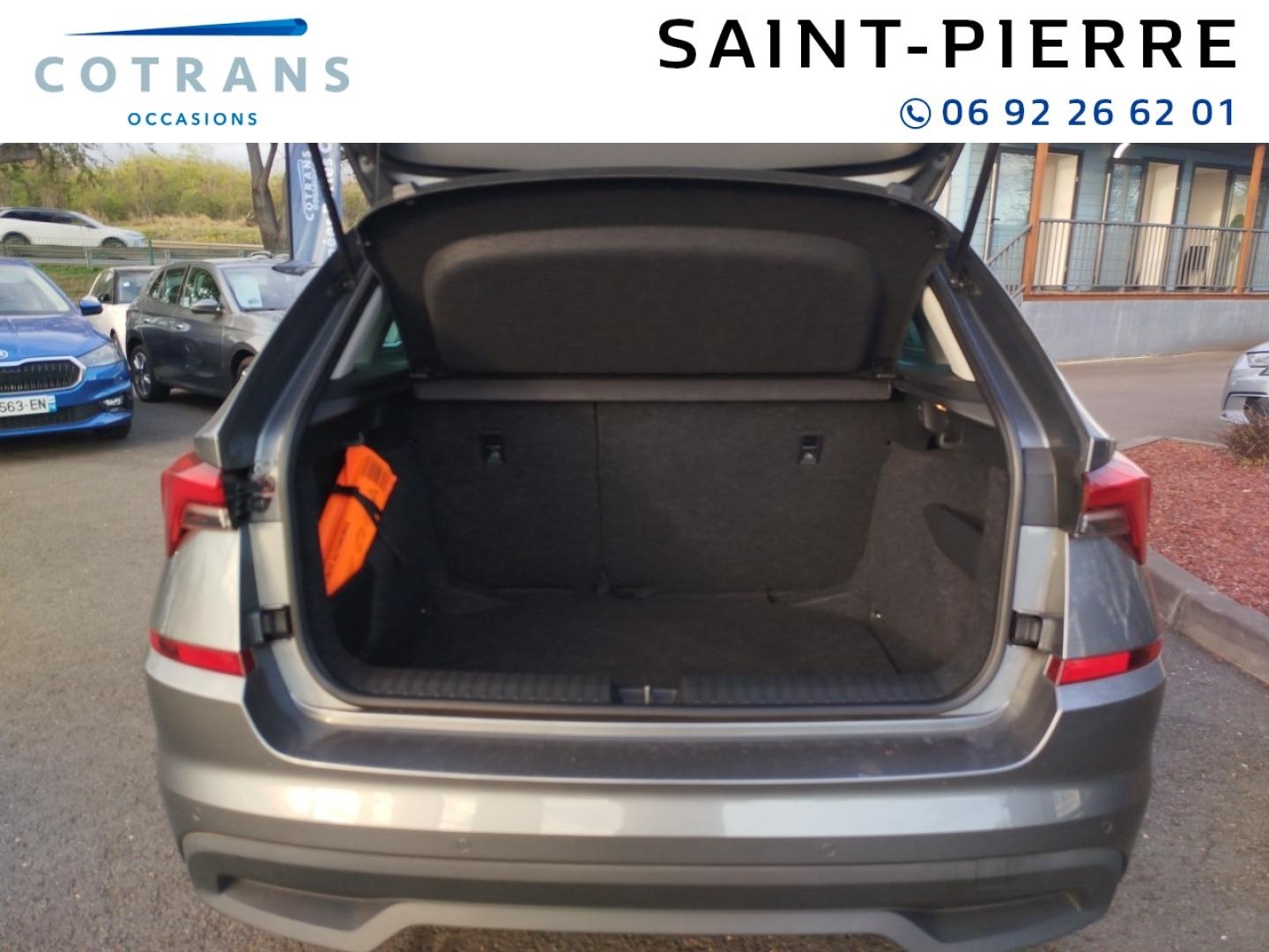 Photo 9 du véhicule SKODA Kamiq 1.0 TSI Evo 110ch Ambition DSG7 - Vue extérieure