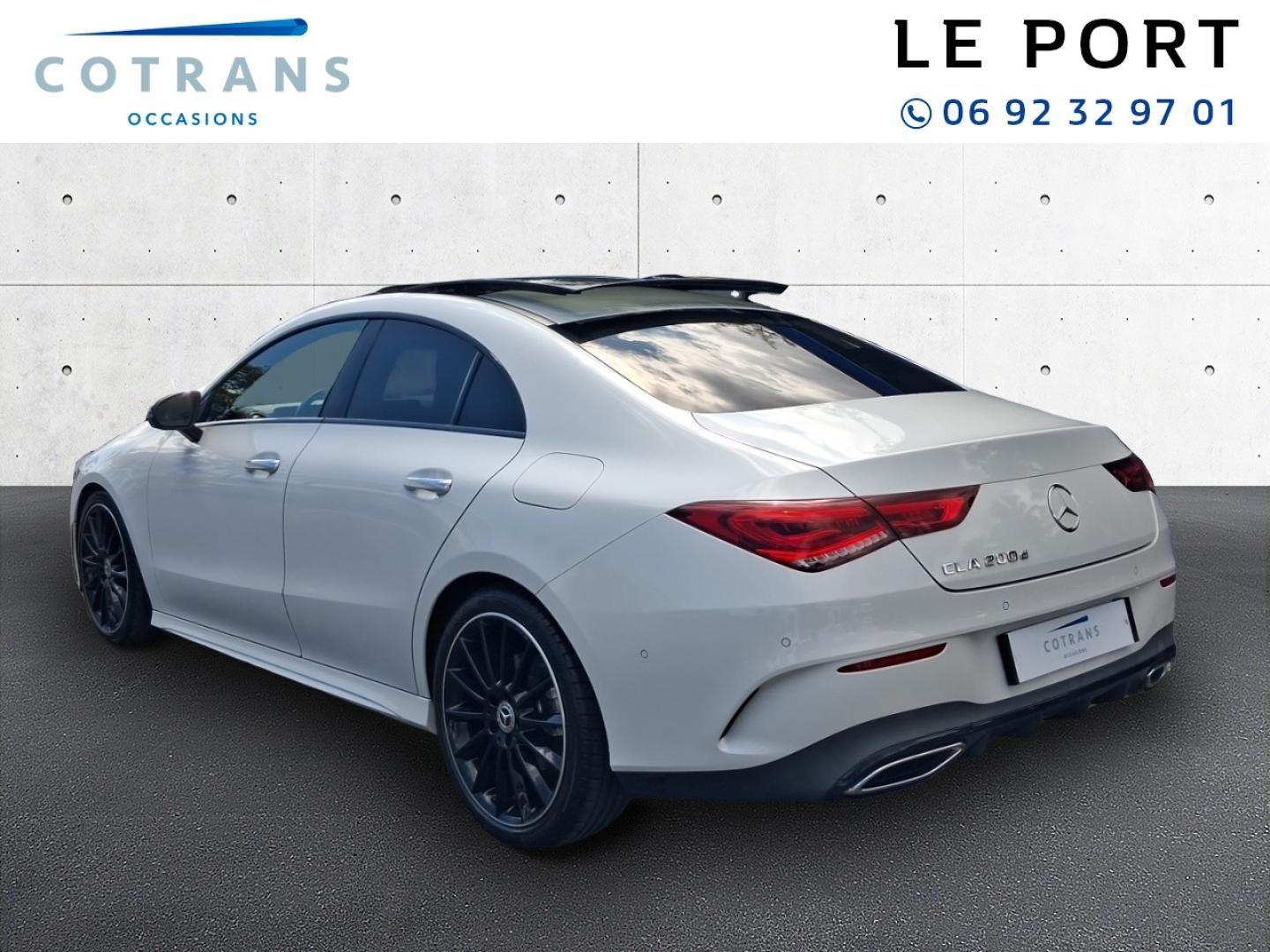 Photo 3 du véhicule MERCEDES-BENZ CLA 200 d 150ch AMG Line 8G-DCT 8cv - Vue extérieure