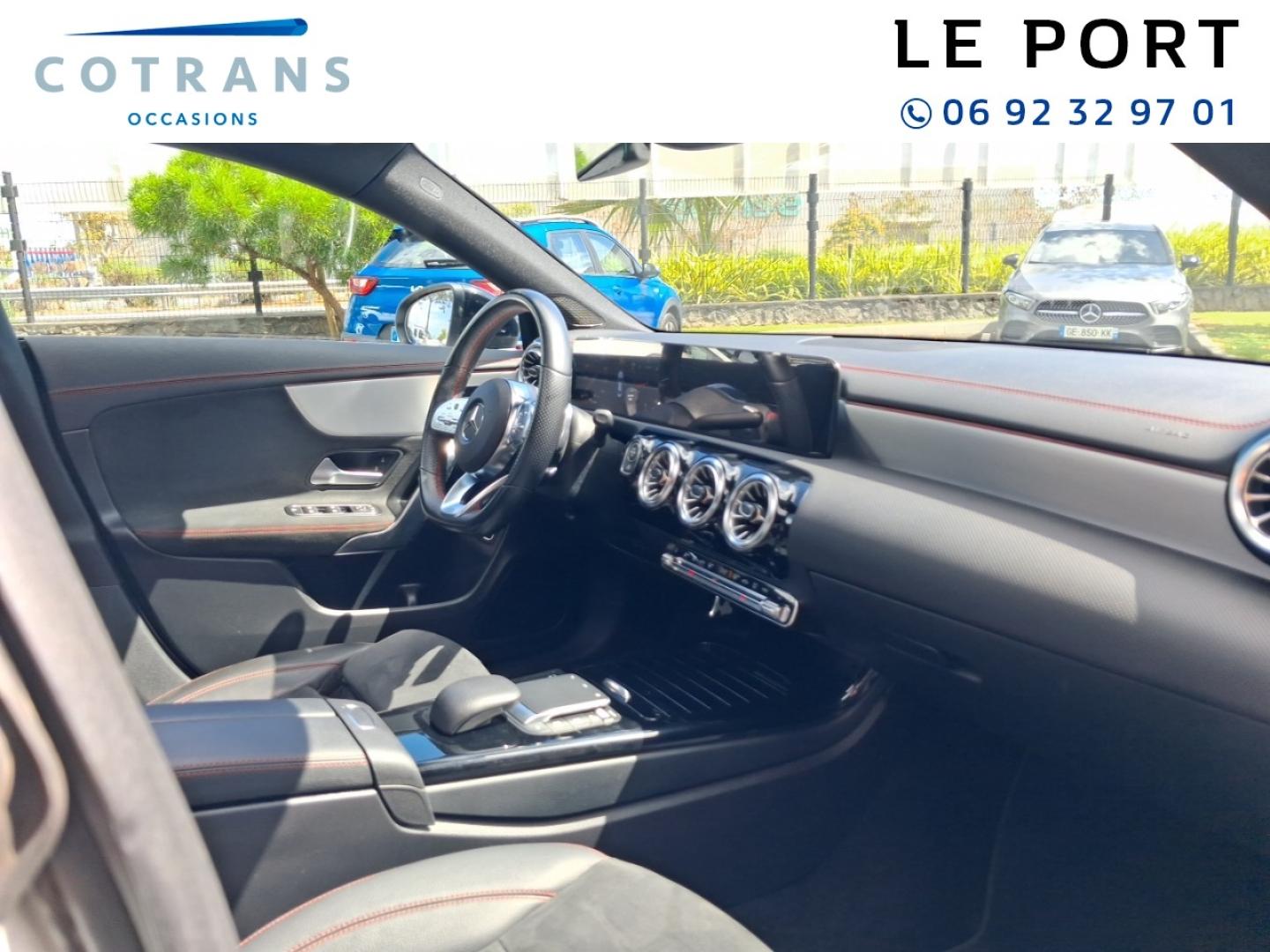 Photo 10 du véhicule MERCEDES-BENZ CLA 200 d 150ch AMG Line 8G-DCT 8cv - Vue extérieure
