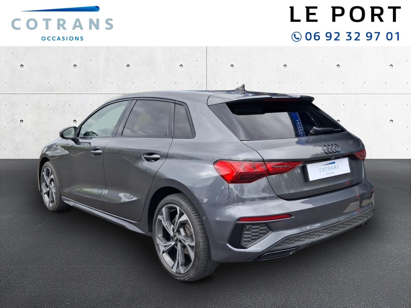 Photo 3 du véhicule AUDI A3 Sportback 30 TFSI 110ch Mild Hybrid S line S&nbsp;(…) - Vue extérieure